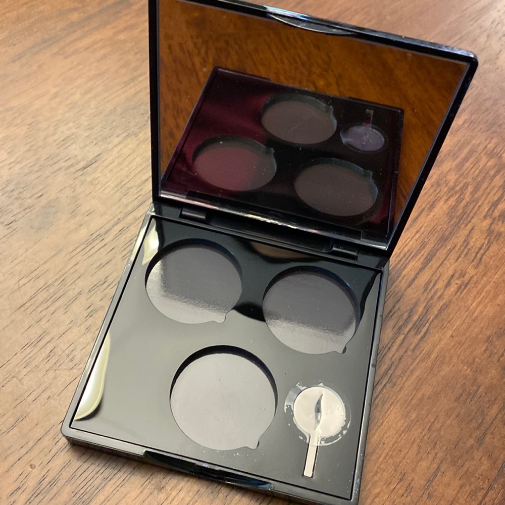 Sephora eye shadow box - new never used but some markings